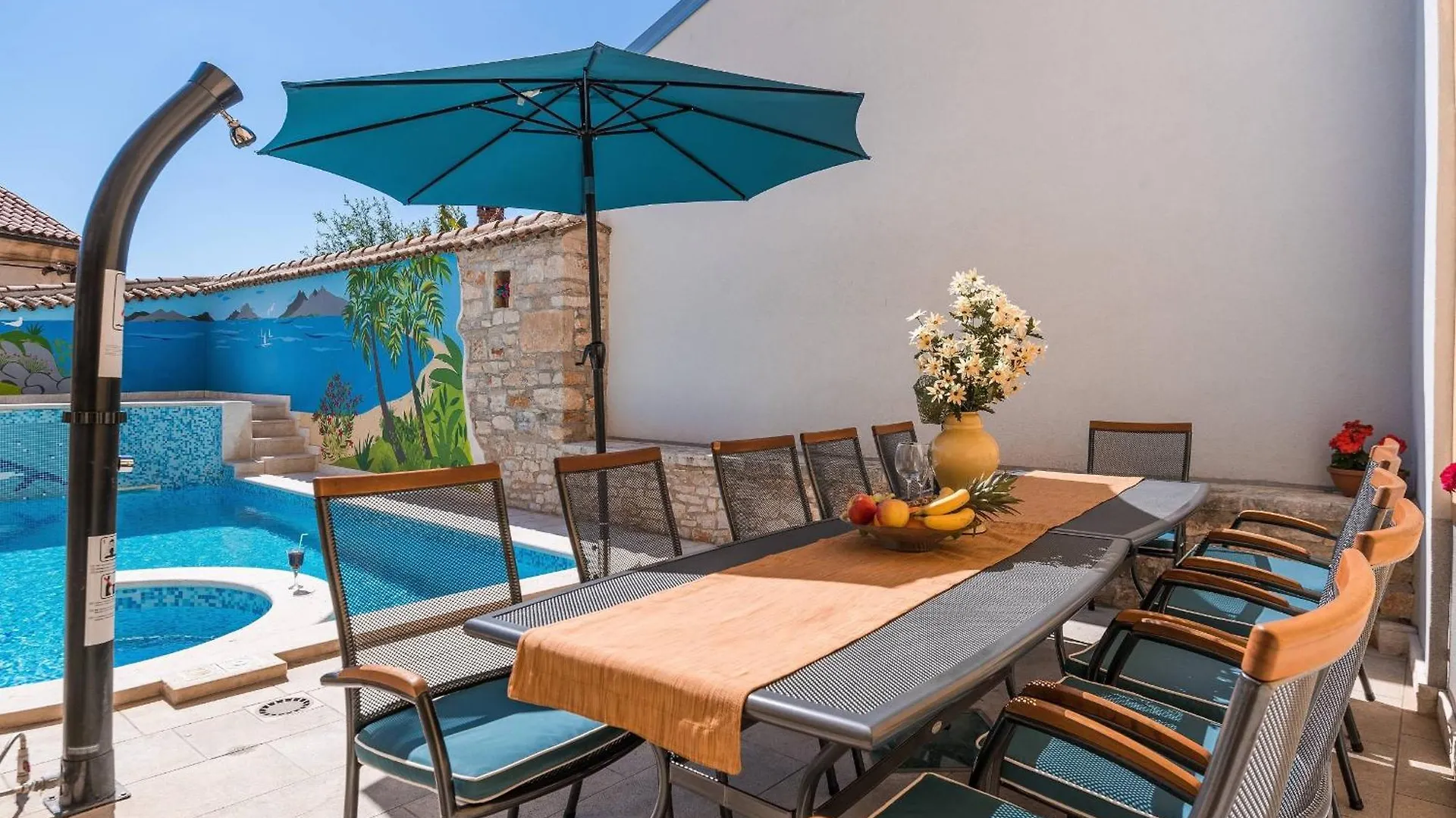 Villa Nada With 6 Bedrooms Vodnjan 0*,  Croatia