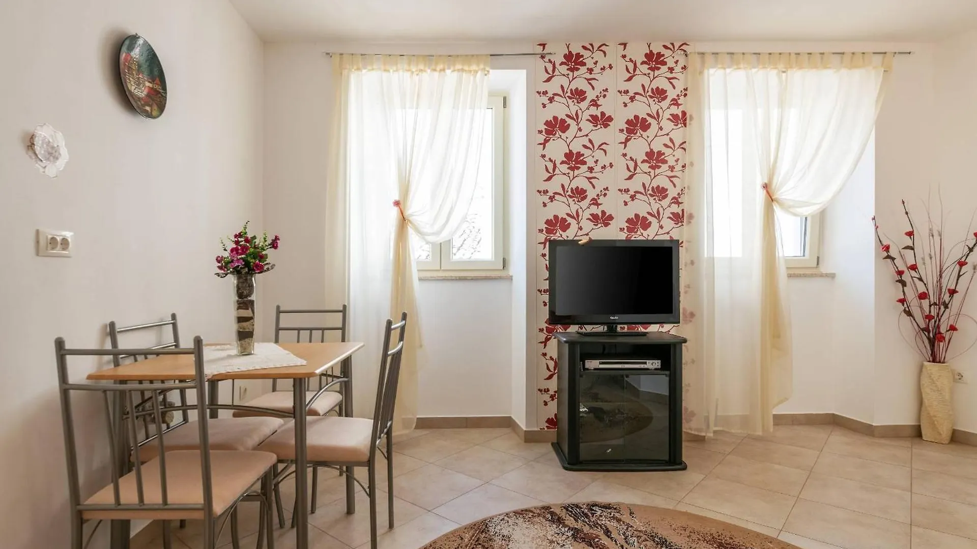 Villa Nada With 6 Bedrooms Vodnjan 0*,
